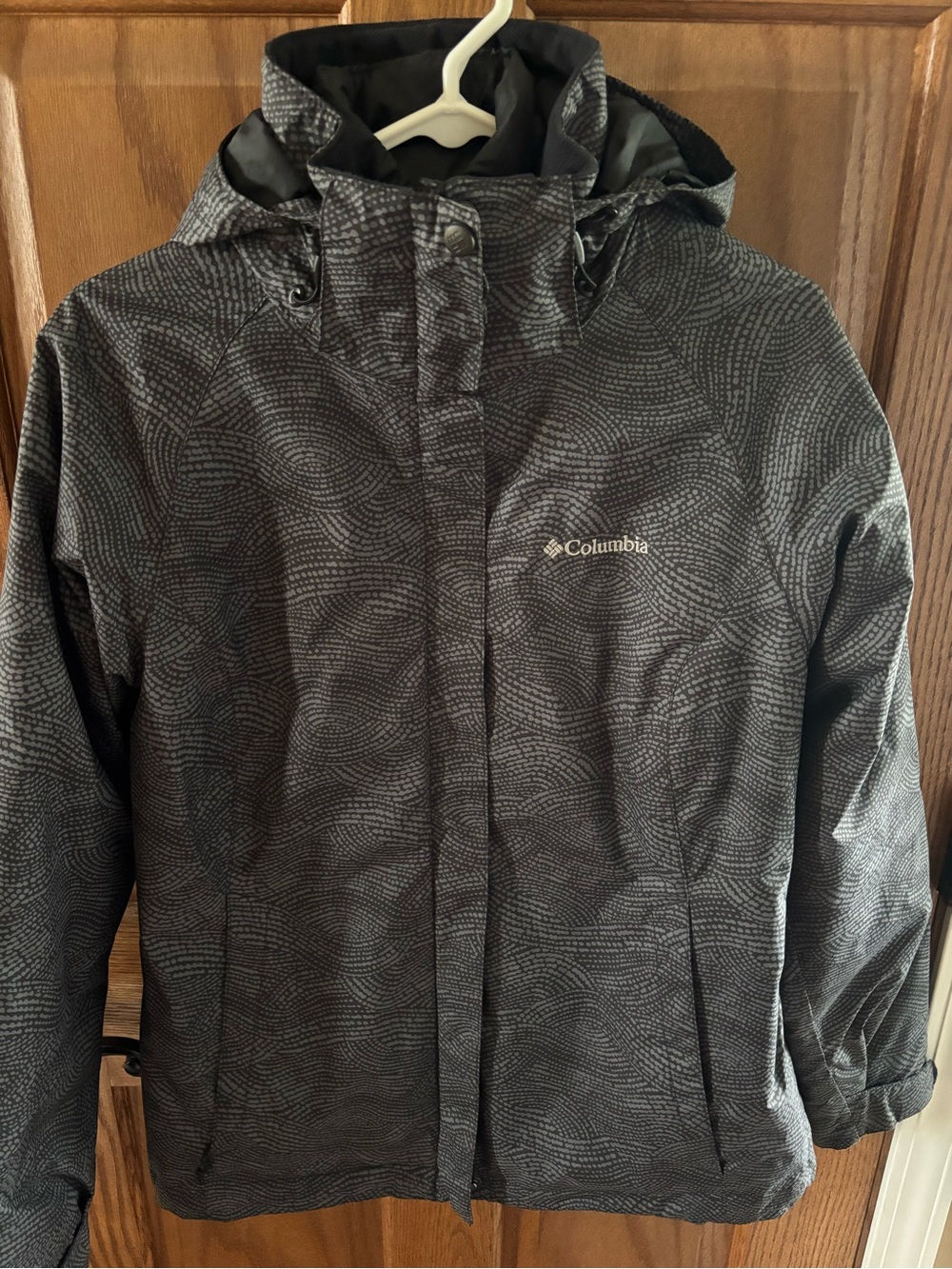 Columbia Girls' Black Gray Patterned Rain Jacket with Hood